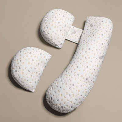 coussin de grossesse beige avec motifs