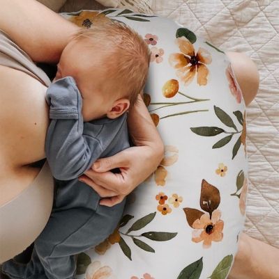 Coussin d allaitement bébé au sein