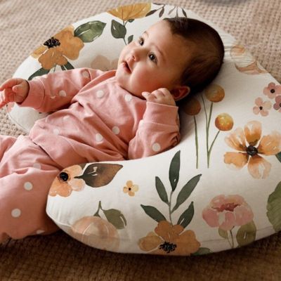 Coussin d allaitement fleur bébé sur dos